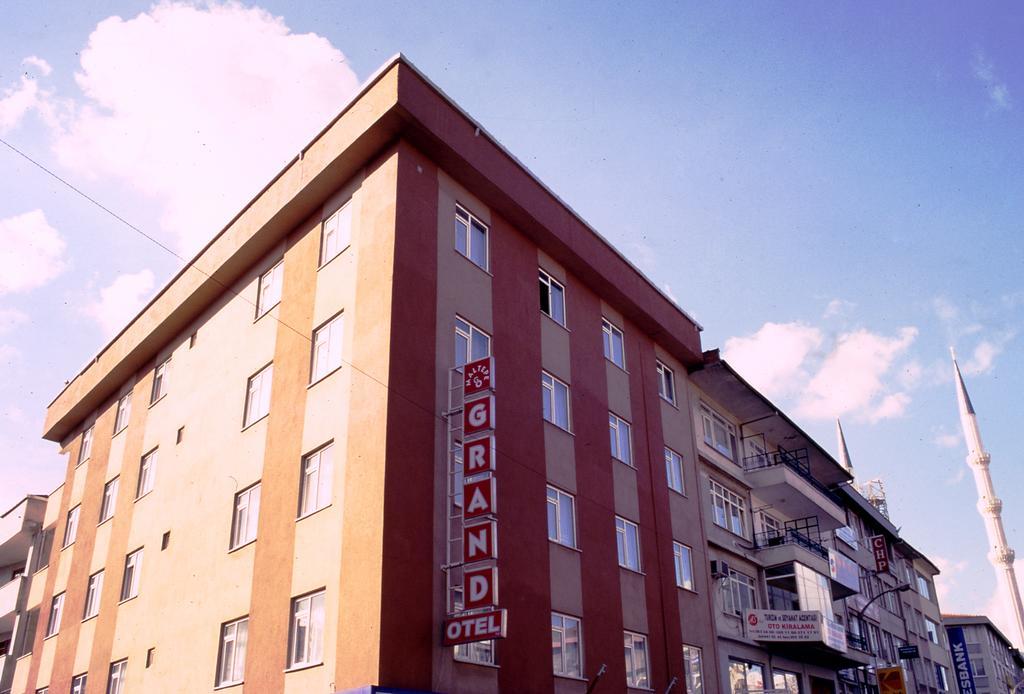 Maltepe Grand Hotel Истанбул Екстериор снимка